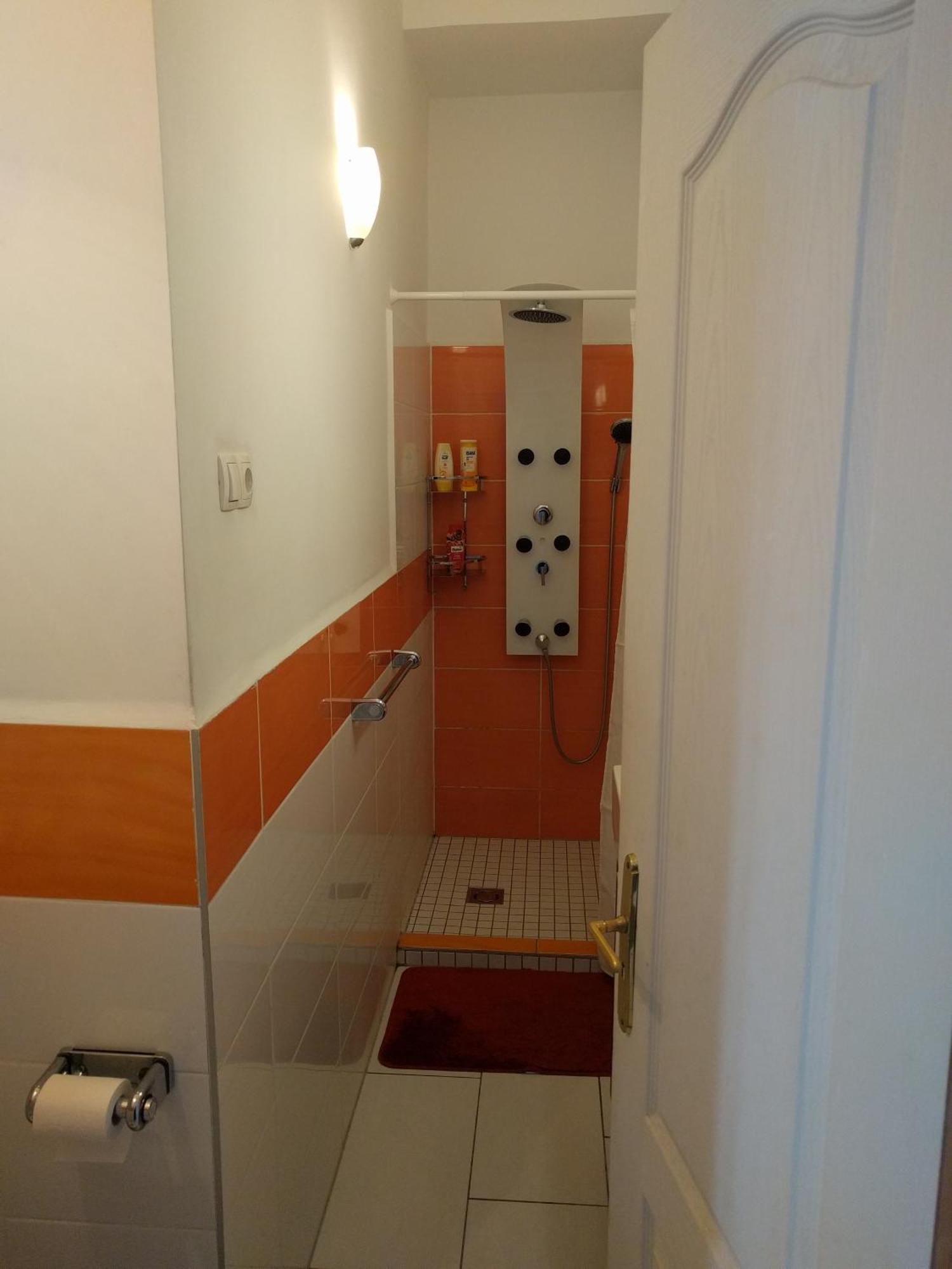 Inner-City Flat بودابست المظهر الخارجي الصورة